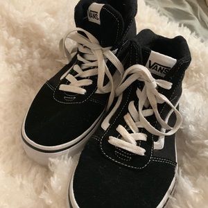 black vans